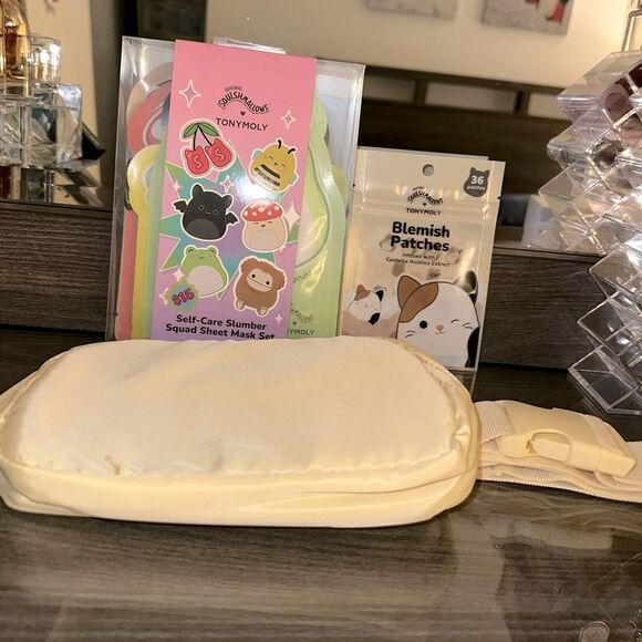 TONYMOLY Squishmallows Cam Blemish Patches, Self Care Sheet Masks & Fanny Pack - Picture 7 of 17